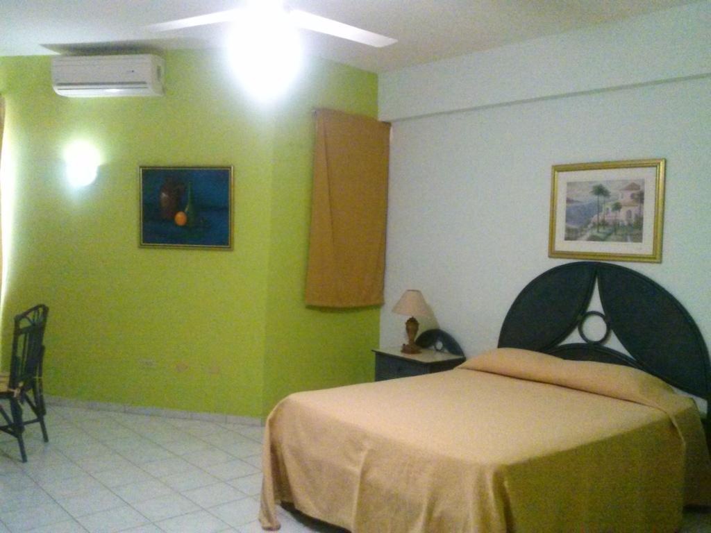 Apartahotel Jardines Metropolitanos Santiago De Los Caballeros Phòng bức ảnh