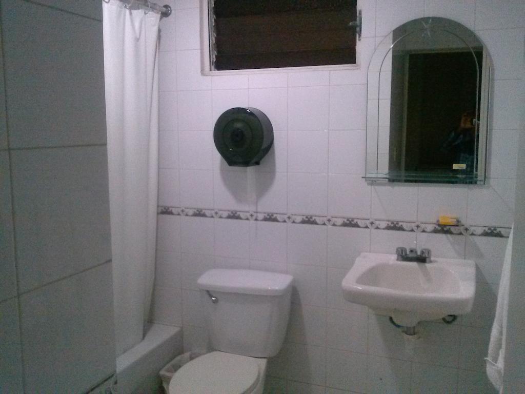 Apartahotel Jardines Metropolitanos Santiago De Los Caballeros Phòng bức ảnh